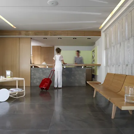 Thalatta Seaside Hotel