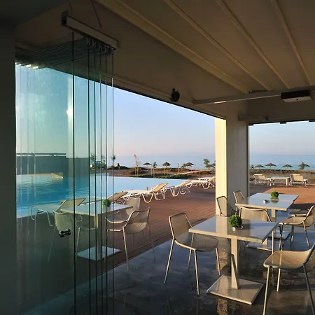 ホテル Thalatta Seaside