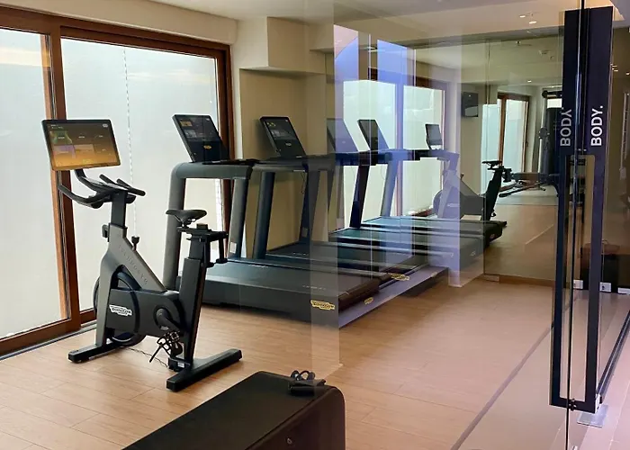 Ξενοδοχείο Thalatta Seaside 4*