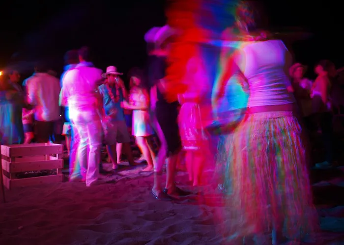 Ξενοδοχείο Thalatta Seaside