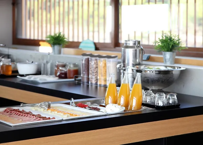 Ξενοδοχείο Thalatta Seaside Αγία Άννα